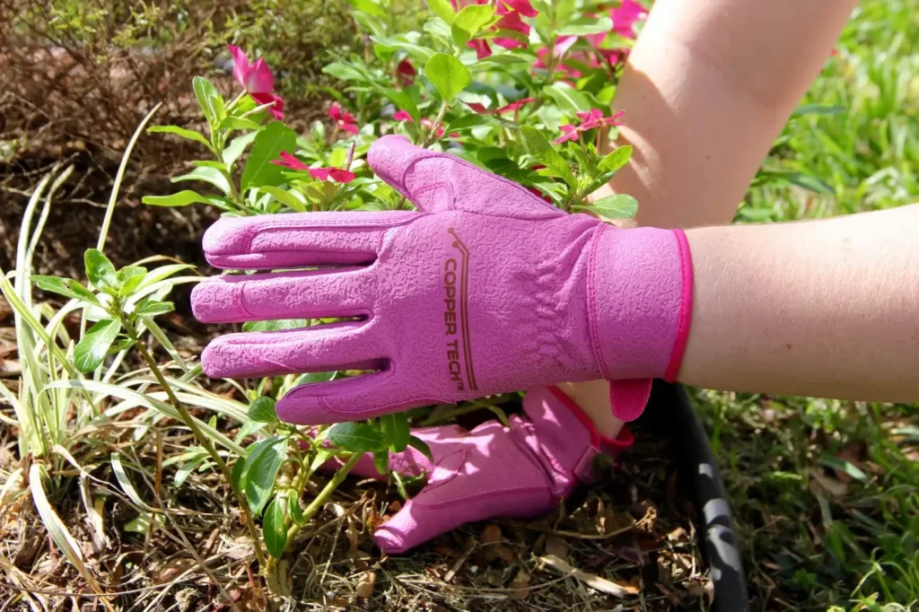 Top 10 Women’s Gardening Gloves – Protecting Your Hands in Style